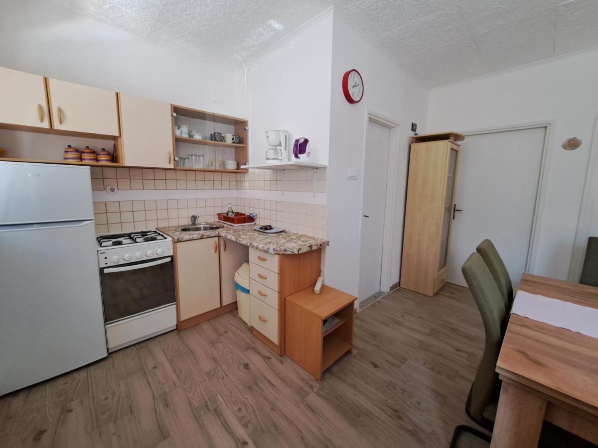 Apartmani Postonjski ปริฟลากา ภายนอก รูปภาพ